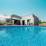 House Adriano *