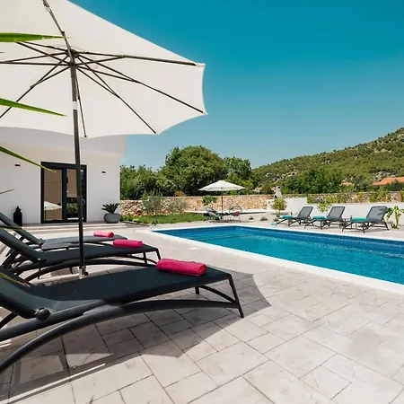 House Adriano