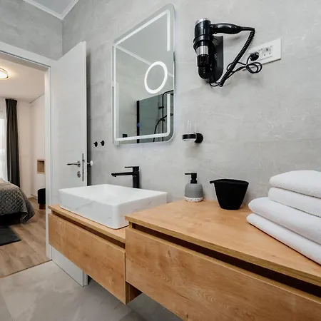 House Adriano Villa Vrsine