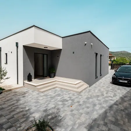 House Adriano Villa Vrsine