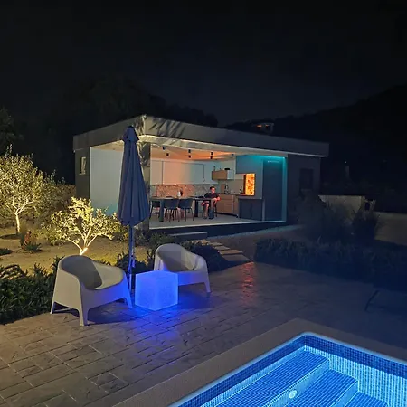 House Adriano *