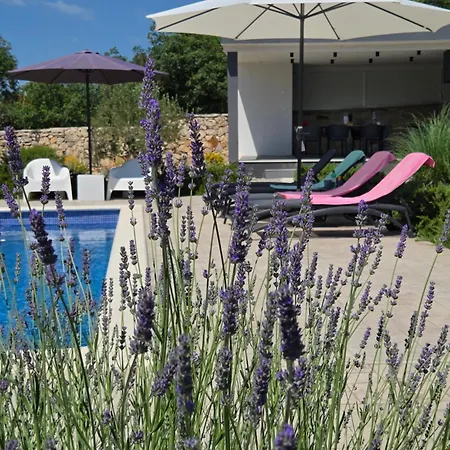 House Adriano * Vrsine